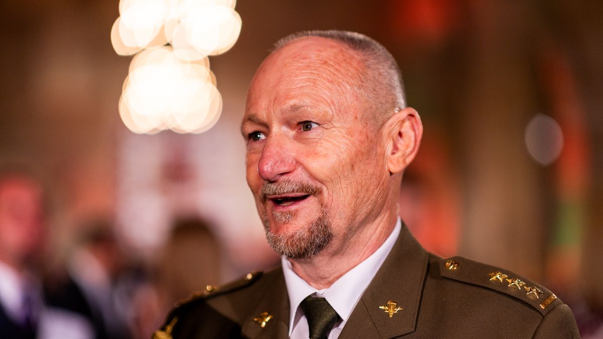 Hrdinové „bez pláště“. Prezident vyznamenal odvahu zachránců